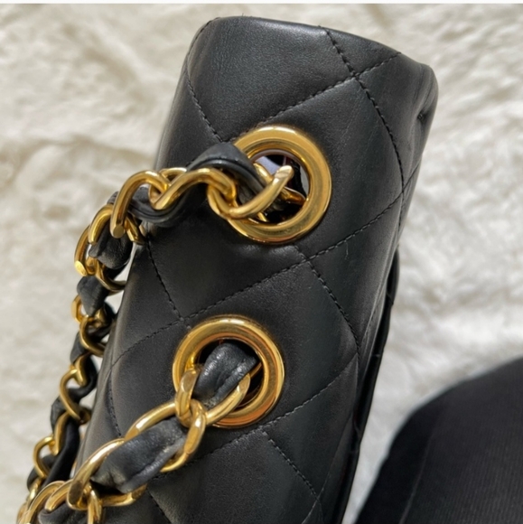 Chanel xl flap - Picture 11 of 17